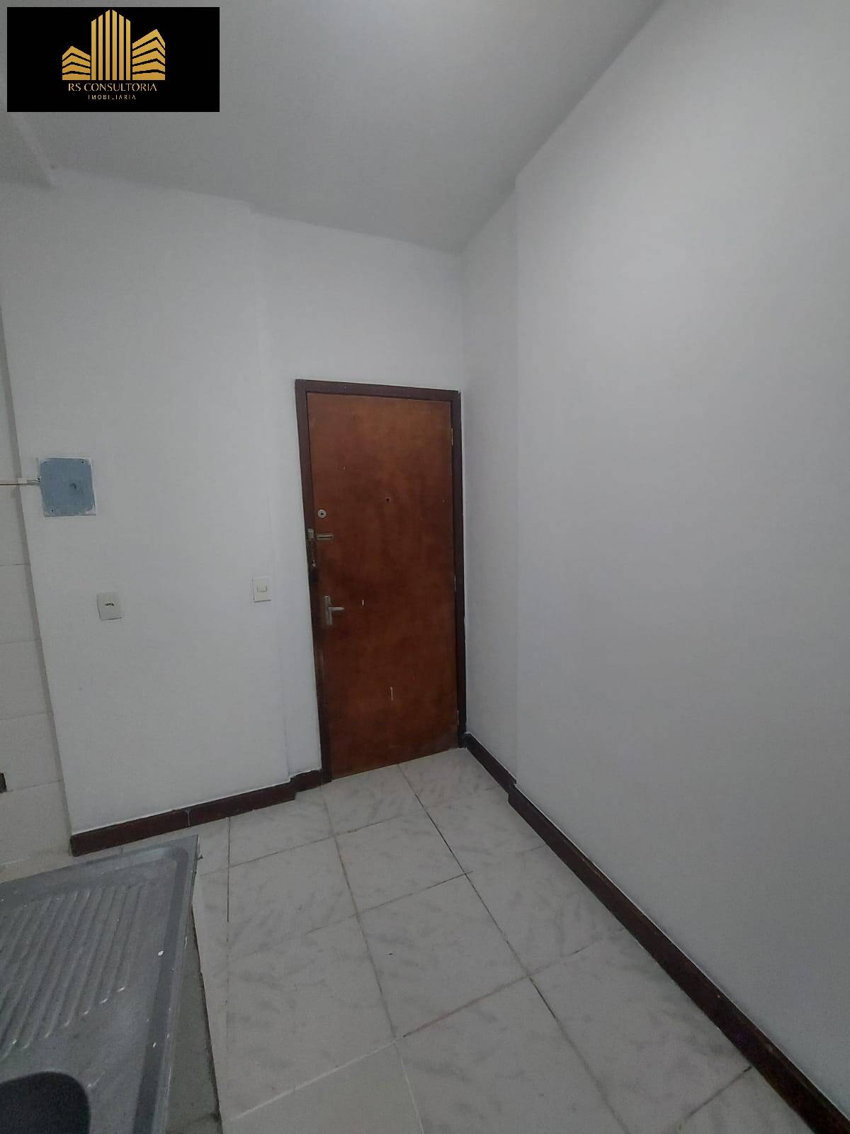 Apartamento à venda com 1 quarto, 40m² - Foto 5