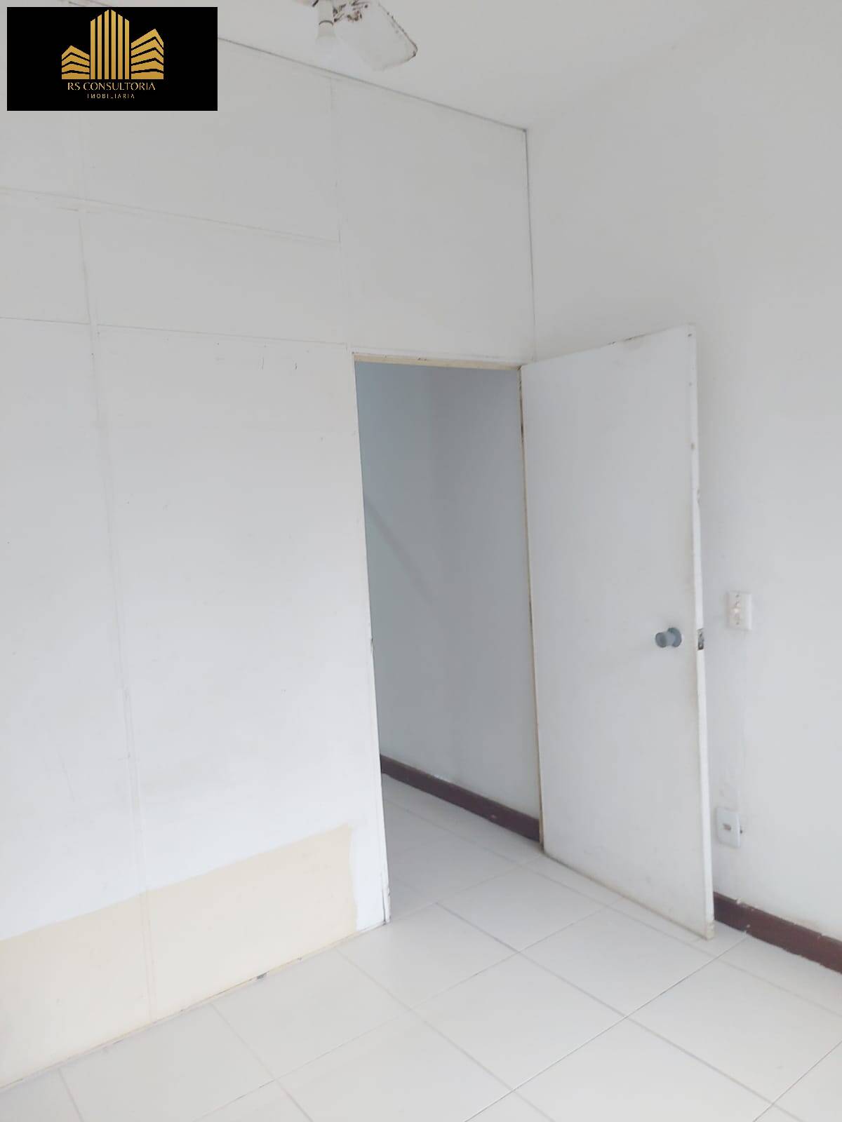 Apartamento à venda com 1 quarto, 40m² - Foto 12