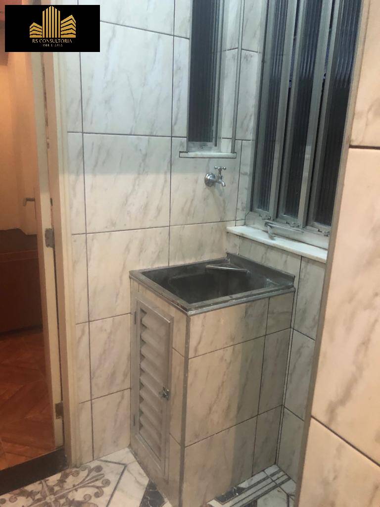 Apartamento para alugar com 2 quartos, 70m² - Foto 17