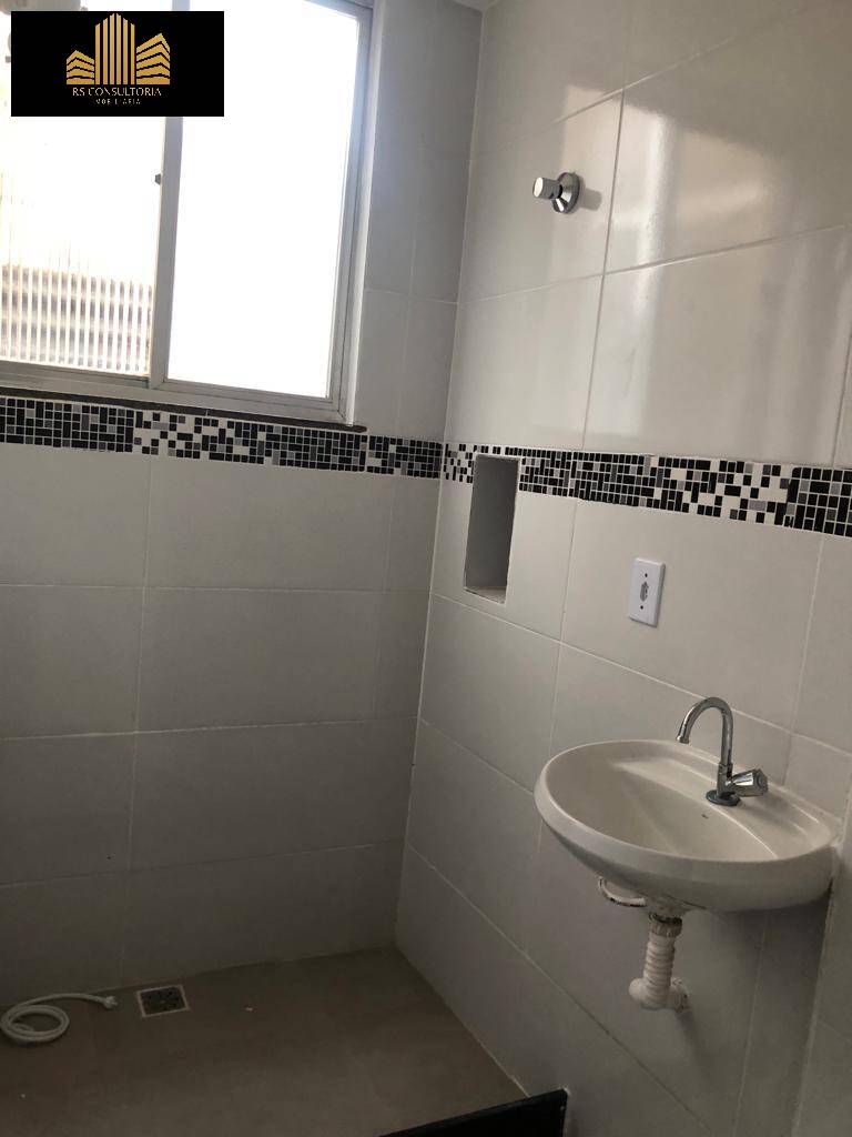 Apartamento à venda com 2 quartos, 70m² - Foto 9