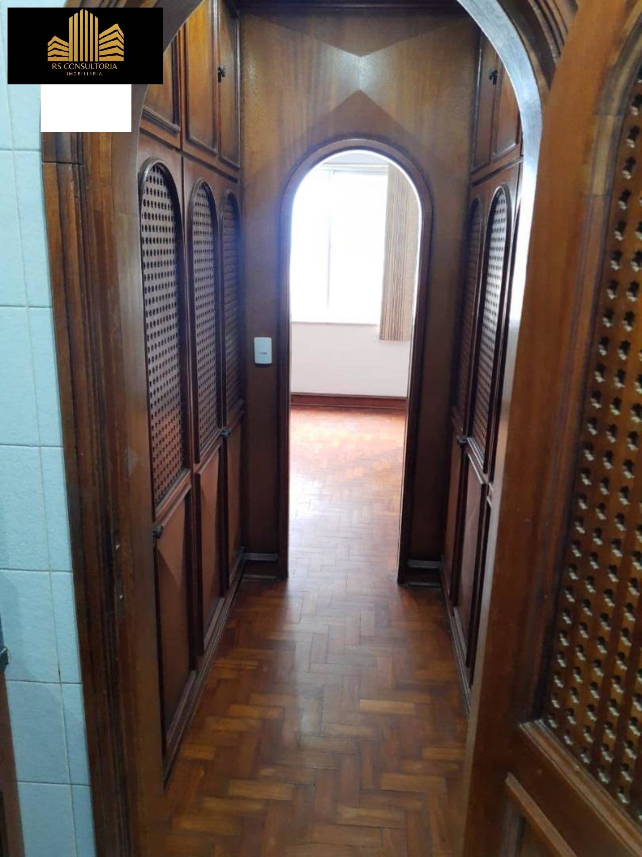 Apartamento à venda com 4 quartos, 230m² - Foto 4