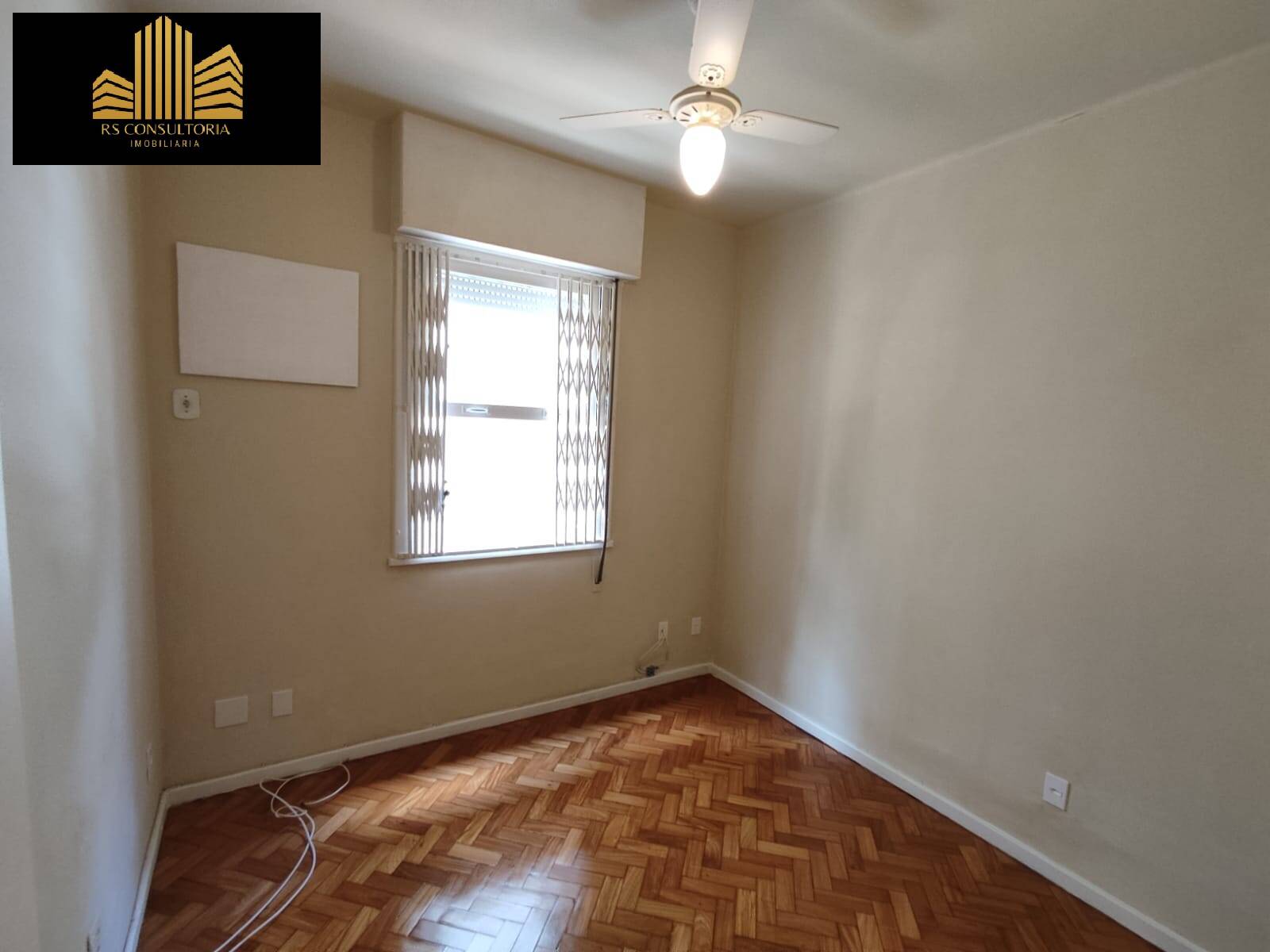 Apartamento para alugar com 3 quartos, 110m² - Foto 4