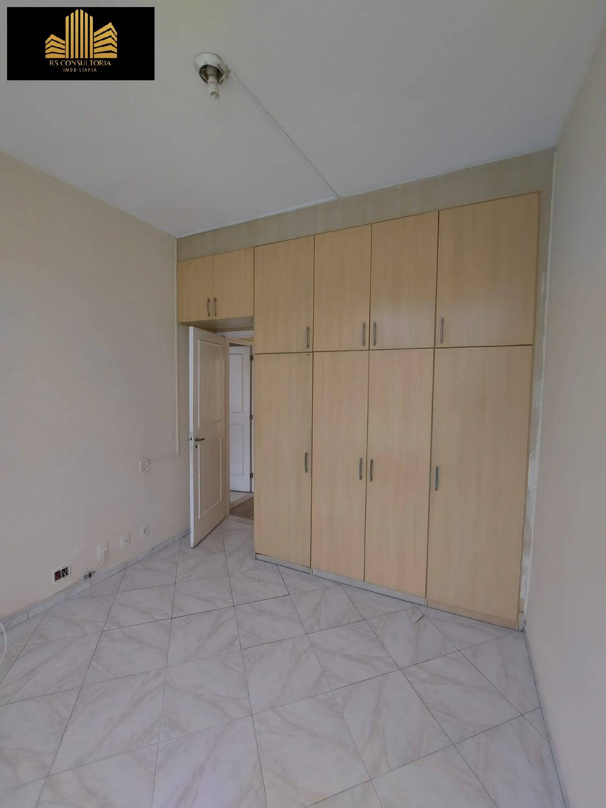 Apartamento para alugar com 3 quartos, 95m² - Foto 22