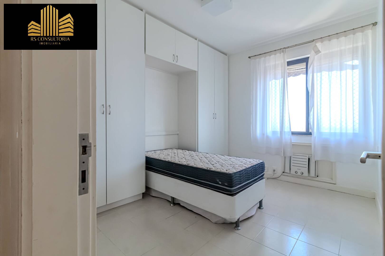 Apartamento à venda com 3 quartos, 107m² - Foto 25